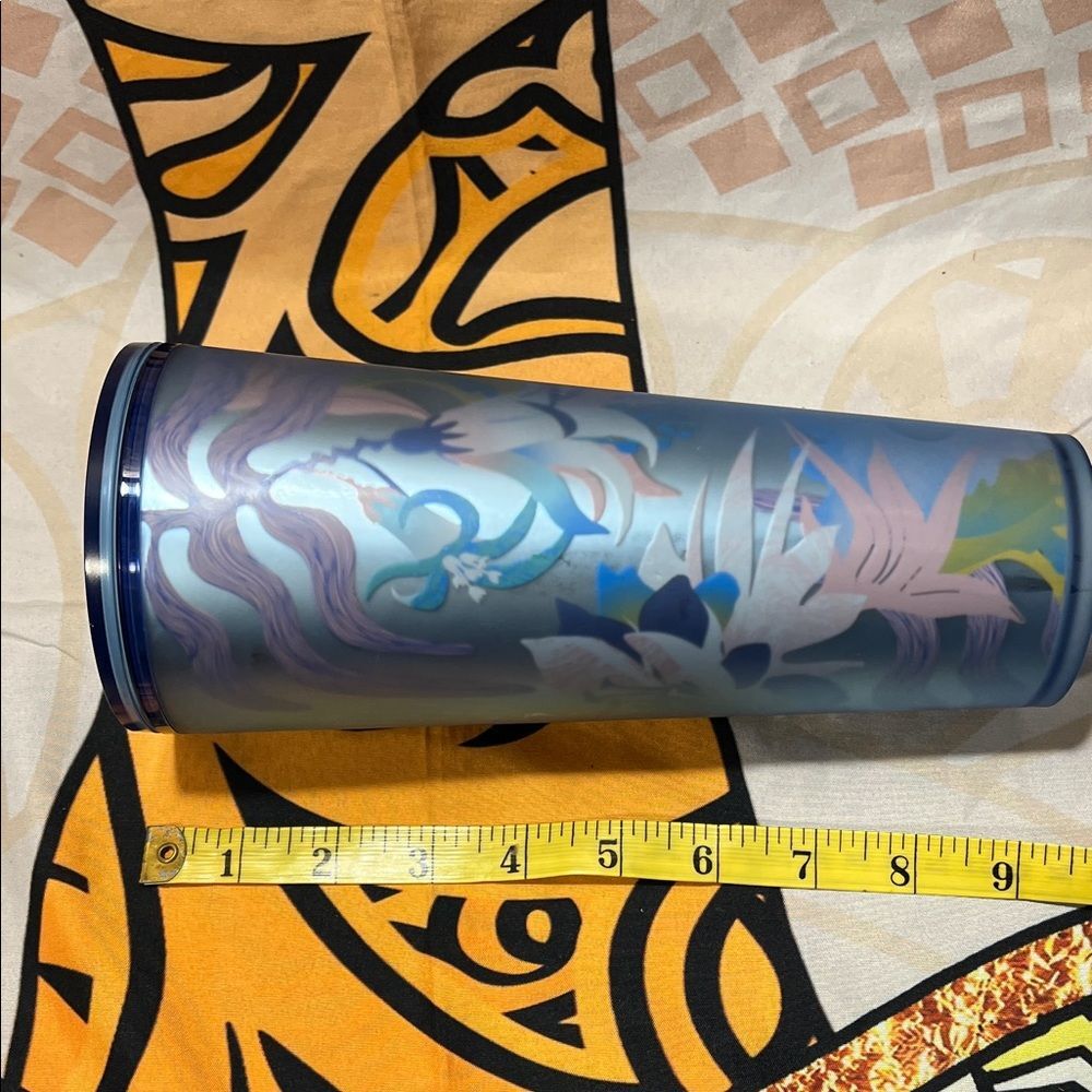 Starbucks 2023 Blue Floral Soft Touch Venti 24 oz Tumbler - Picture 7 of 7